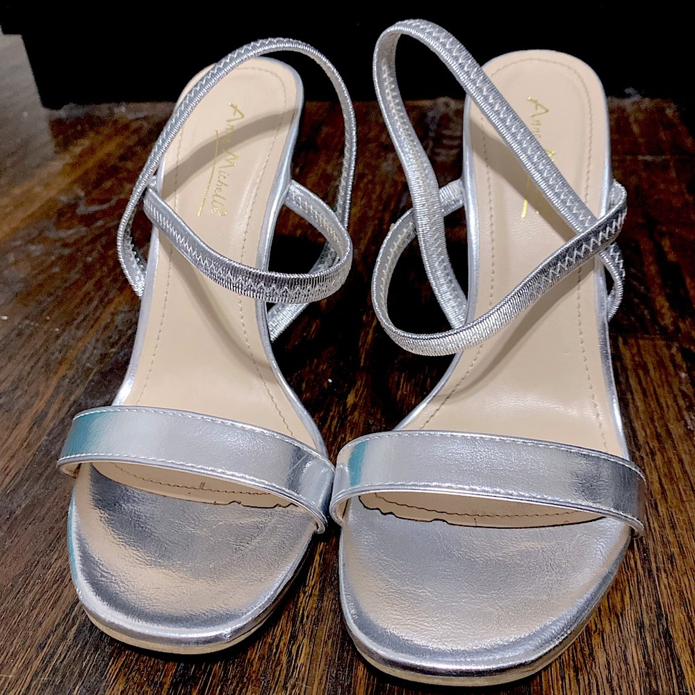 4-4.5” Silver Heels Forever21
